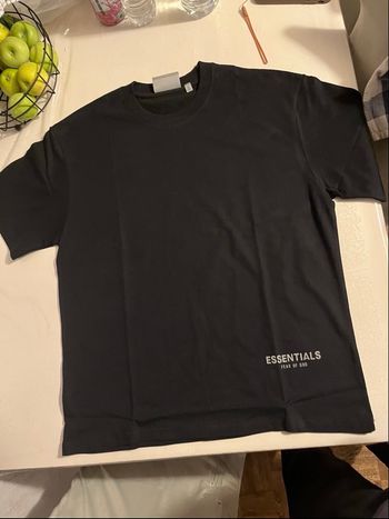 T-shirts Essentiels