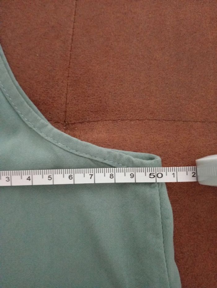 Débardeur vert taille 38/40 | broderie au dos et épaules - photo numéro 6