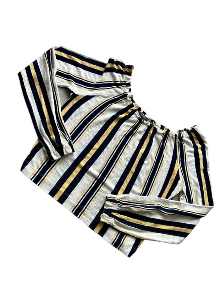 Blouse lignée blanc, noir et jaune épaules découvertes Bershka taille S très bon état