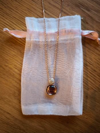Collier Victoria