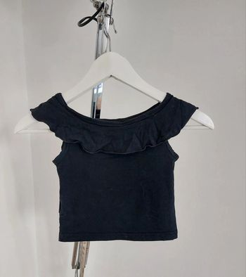 T-shirt noir sans manche bretelles froufrous 8 ans