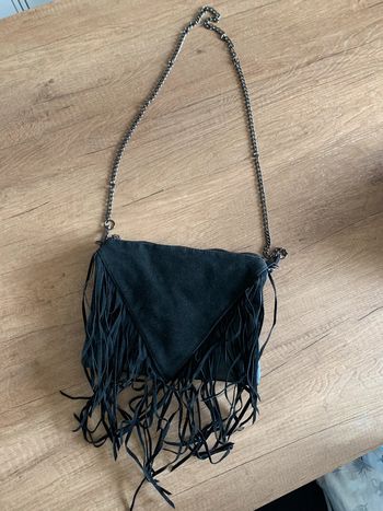Pochette à frange chaîne bimatière noir Jennyfer TBE