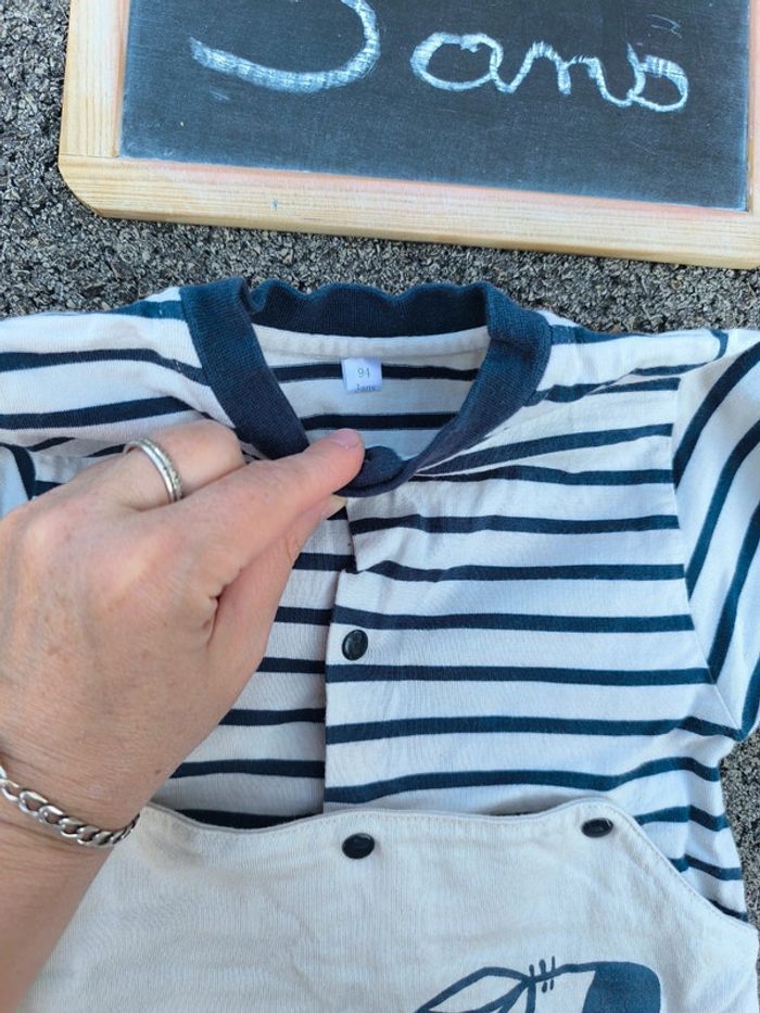 Pyjama taille 3 ans en bon état - photo numéro 2