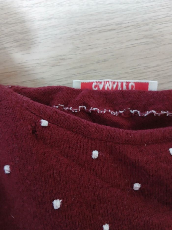 Lot 5 vêtements fille 14/16ans 1 tee-shirt, 2 pantalons et 2 pulls - photo numéro 6