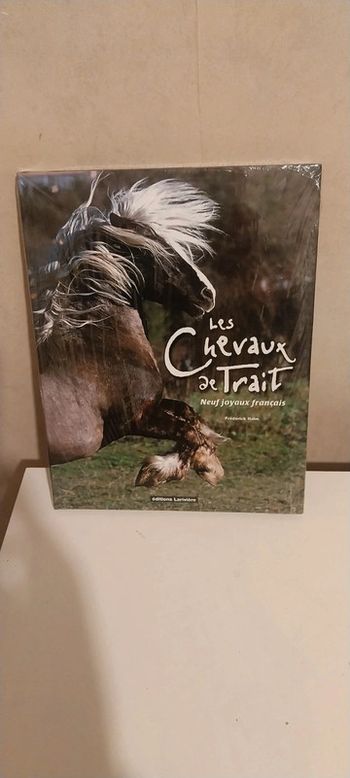 Les chevaux de trait: Neuf joyaux français