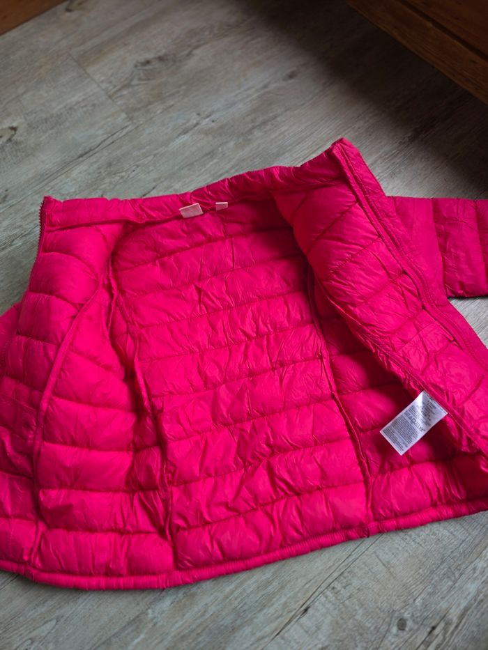 Manteau - doudoune fille gap taille 5 ans rose fushia - photo numéro 3