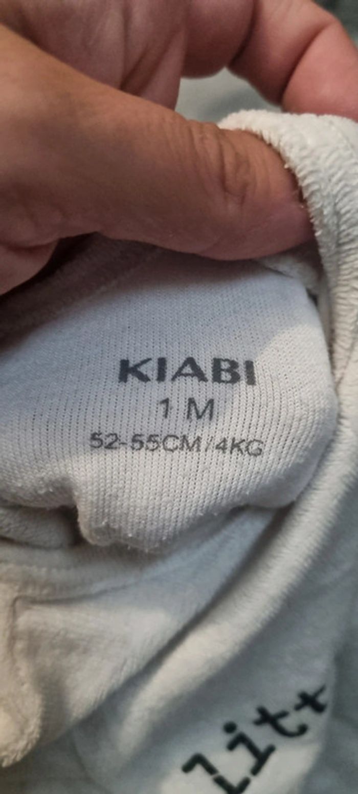 Pyjama blanc - photo numéro 3