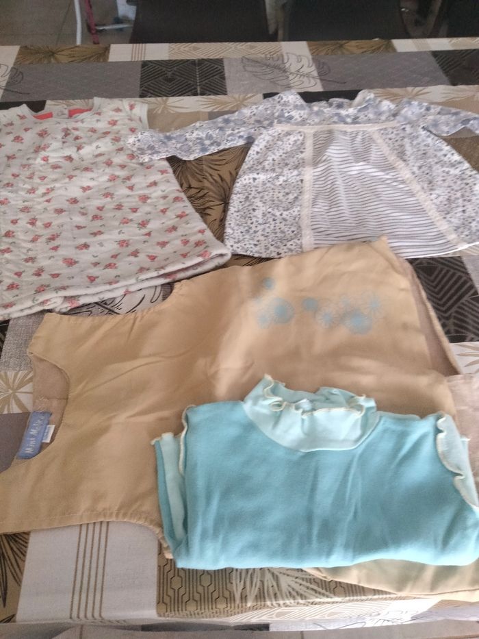 3 robes bleues - photo numéro 2