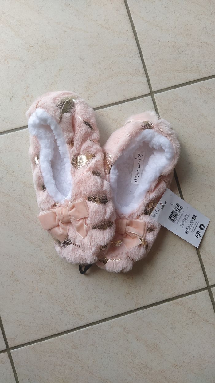 Chaussons neufs