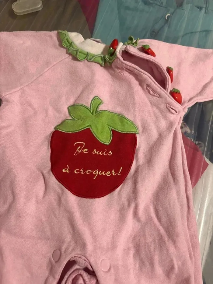 Pyjama taille 1mois - photo numéro 2