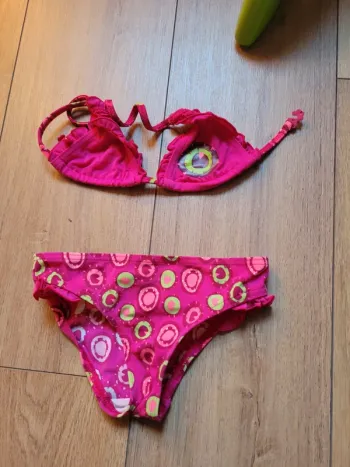 Maillot de bain 6 ans tbe