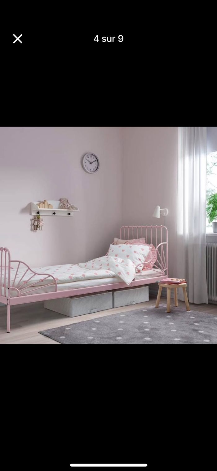 Lit IKEA extensible rose +sommier+matelas - photo numéro 4