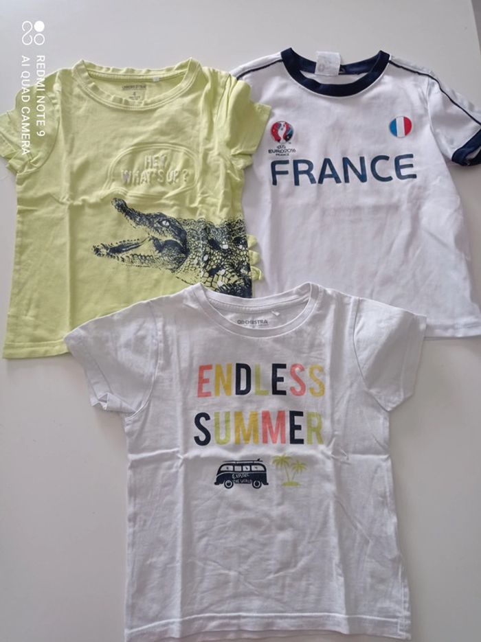 Lot tee shirts