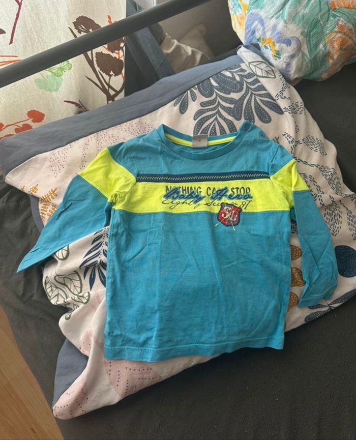 Tee-shirts ML bb garçon taille 18mois🐼