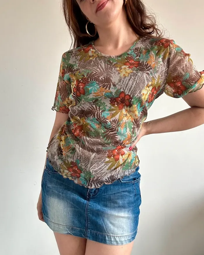 Top t shirt y2k années 2000 en mesh à motifs taille 42/44 - photo numéro 4