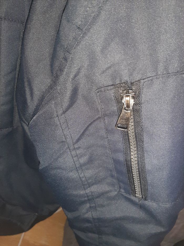 Manteau noir 14 ans - photo numéro 5