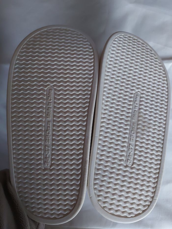 Chaussures - photo numéro 7