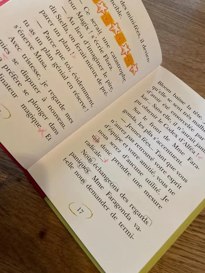 Livre La bibliothèque Rose Winx Club Numéro 14 Le mini village des mini fées - photo numéro 15