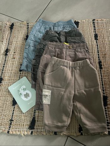 Lot pantalons bébé garçon 6 mois