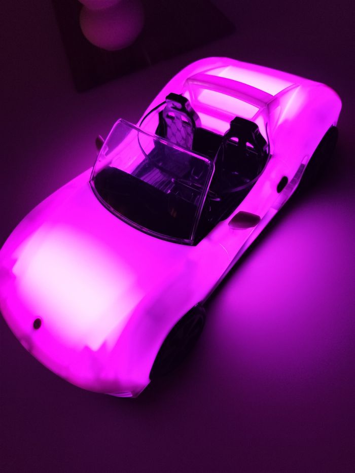 Poupée + voiture rainbow high - photo numéro 2