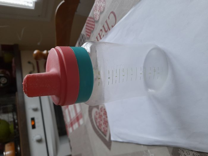 Biberon - photo numéro 2