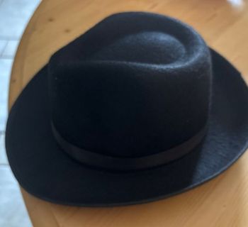 Chapeau