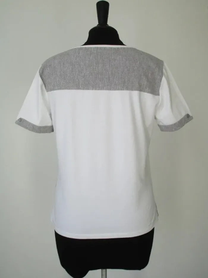 T-shirt blanc/gris Aura 38 TBE - photo numéro 7