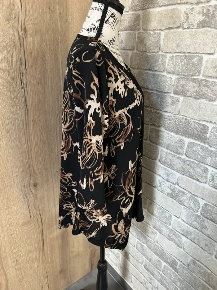 Blouse fluide manches 3/4 taille 42/44 - photo numéro 4