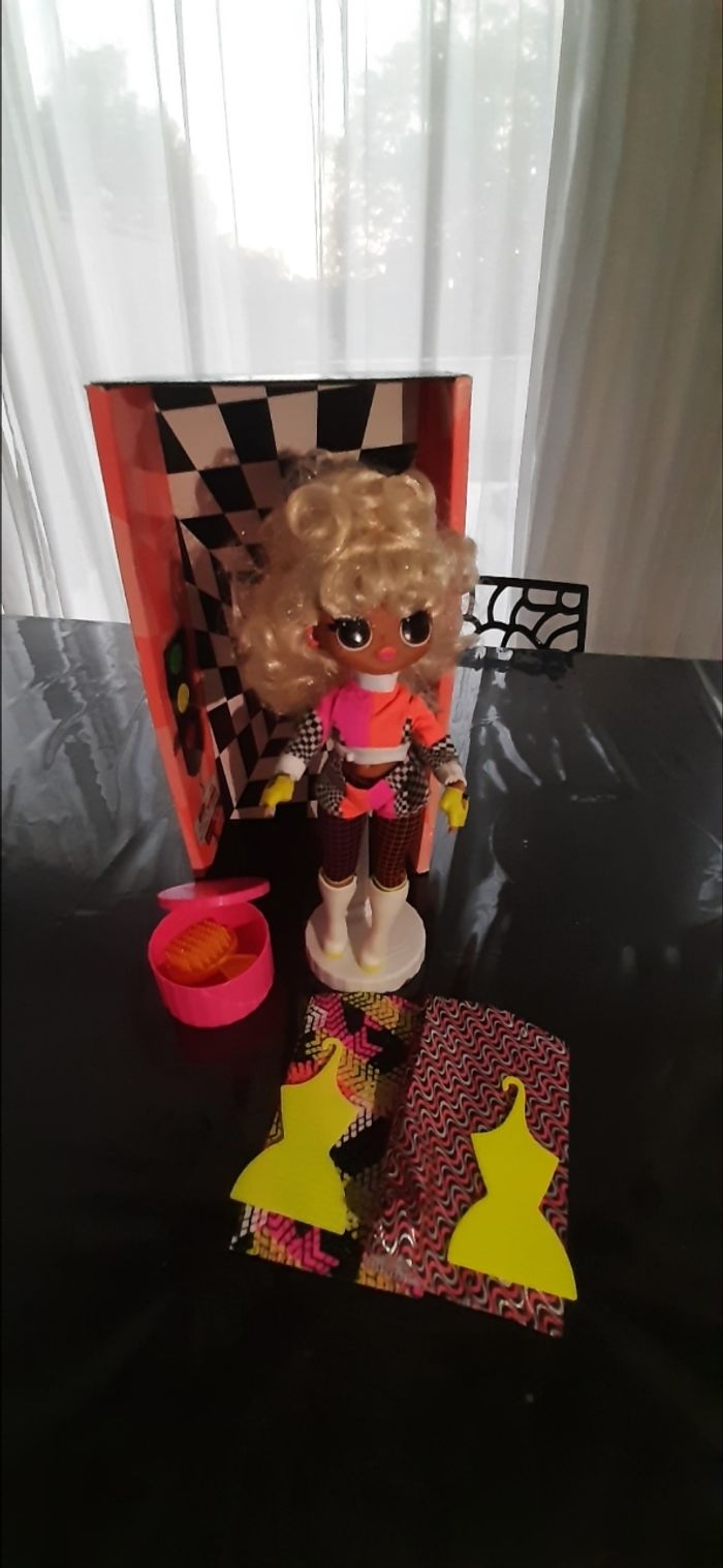 Poupée LOL - photo numéro 2