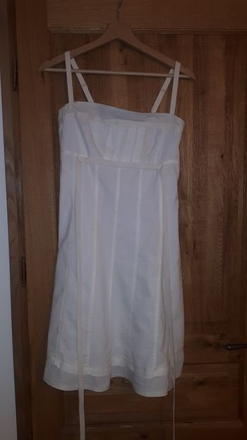 Robe blanc cassé marque Grifelin taille M