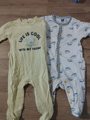 Lot deux pyjamas