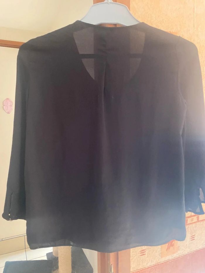 Top zippé marque bershka très bon etat taille 36 - photo numéro 6