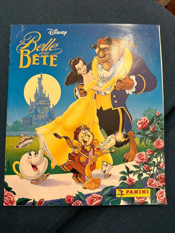 Album Panini complet Disney La Belle et la Bête stickers autocollants collection livre
