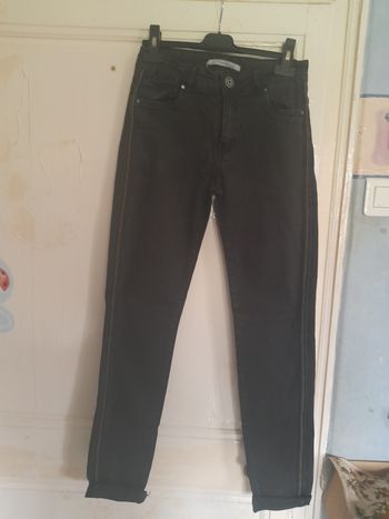 Jean skinny noir brodé, taille 38