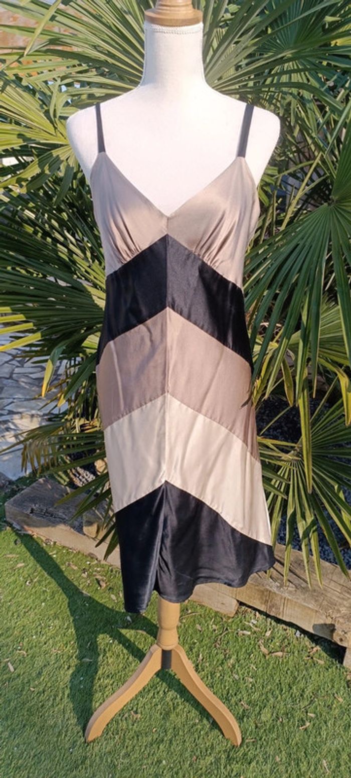 Robe en soie BCBG maxazria - photo numéro 13