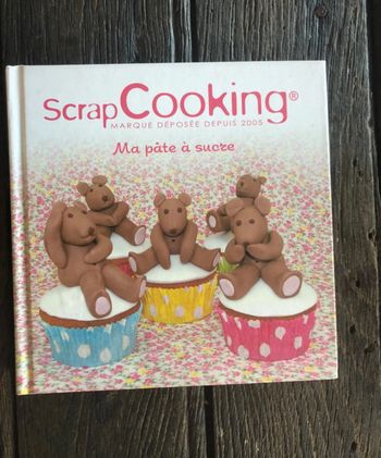 Livre scrapcooking pâte à sucre