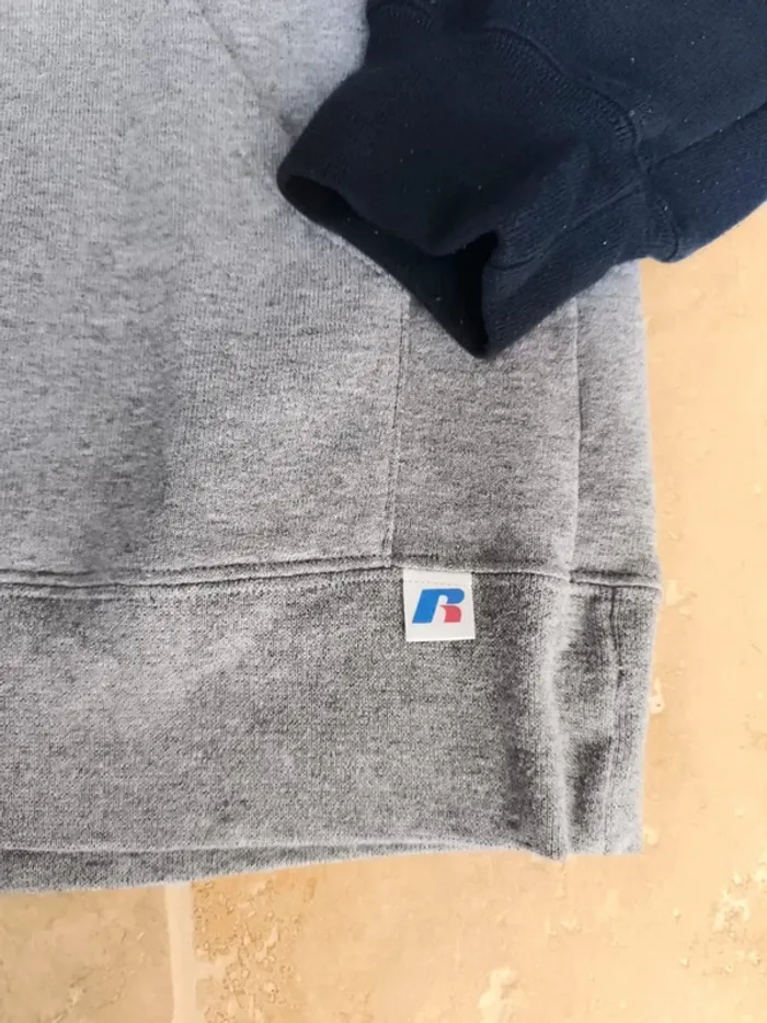 Sweat a capuche homme Patriots Baseball marine et gris Russel Athletic S excellent état - photo numéro 7