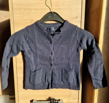 Gilet laine bleu marine boutons 5 ans