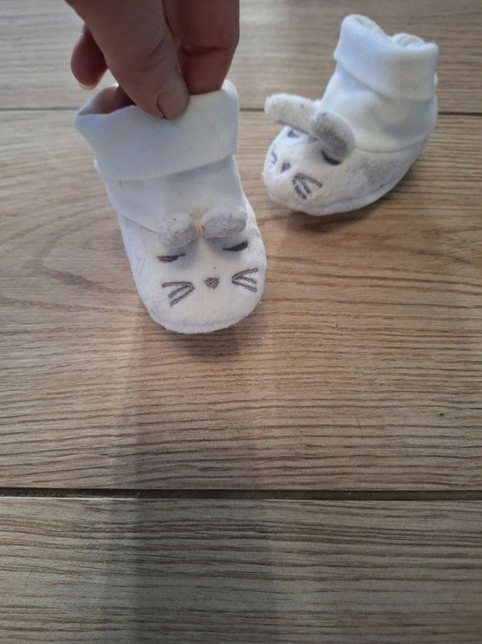 Chaussons bébé mixtes blancs 0/3 mois - photo numéro 2
