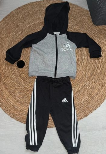 Ensemble Adidas bébé