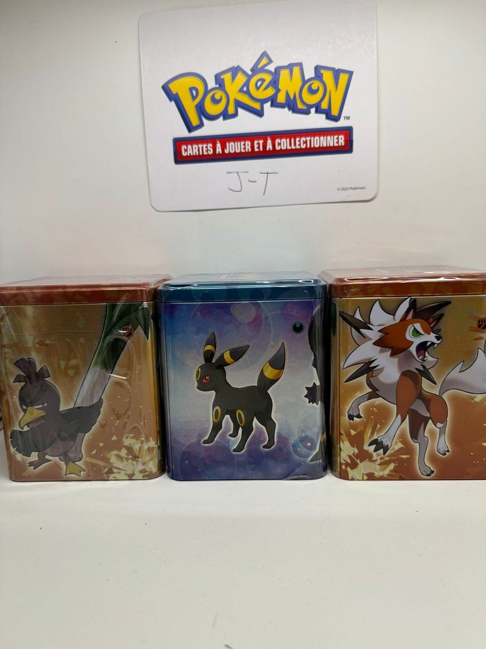 Pokémon tin cube Octobre 2022 Combat Noctali NEUVE Sous Blister Octobre 2022 - photo numéro 2