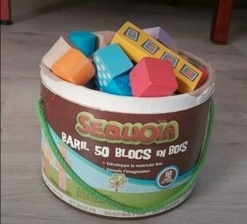 Jeu de construction en bois