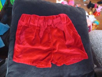 Short obaibi 6mois 68cm