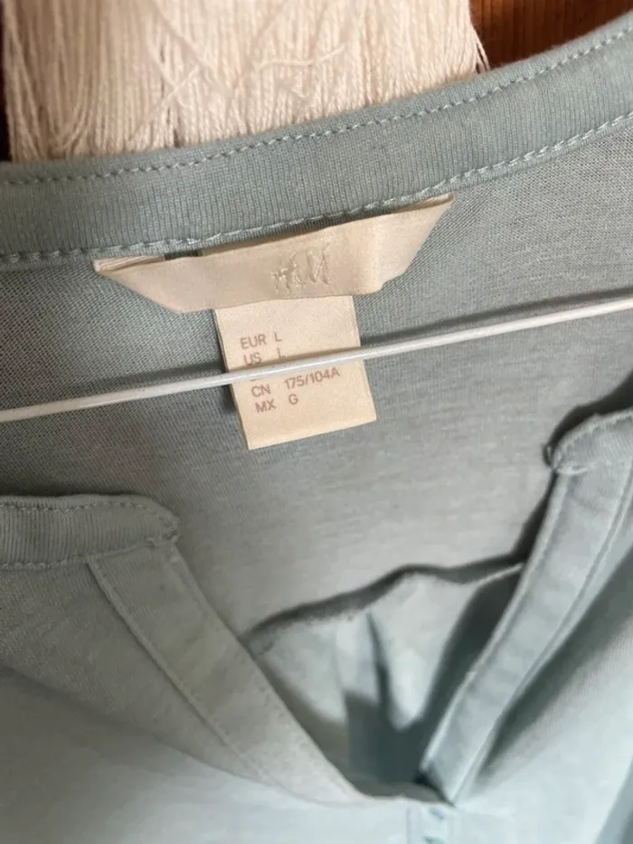 Tunique H&M taille L bleu clair - photo numéro 3