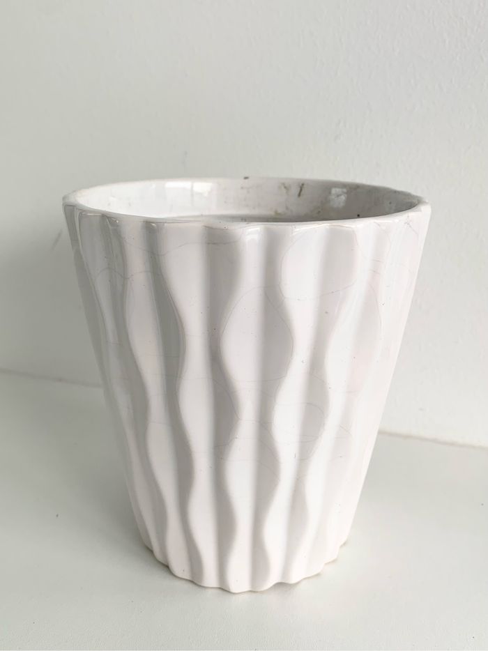 Cache-pot plante / fleurs en céramique blanc