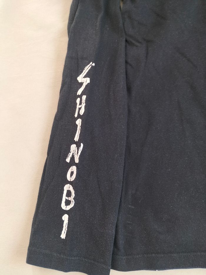 🖤 T-shirt manches longues Sasuke - Naruto - 14 ans - Bon état 🖤 - photo numéro 2