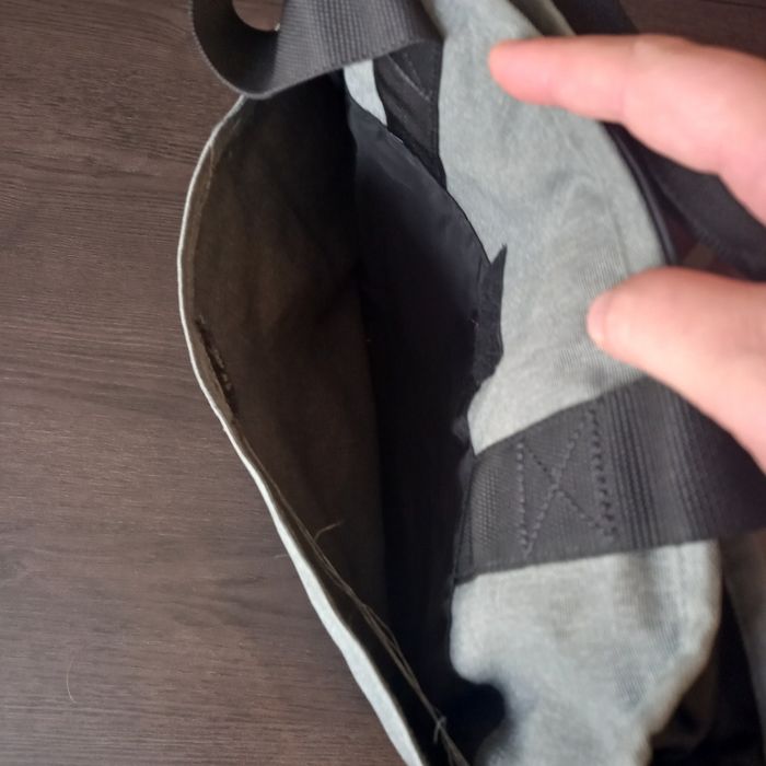 Sac gris "Eastpak" - photo numéro 8