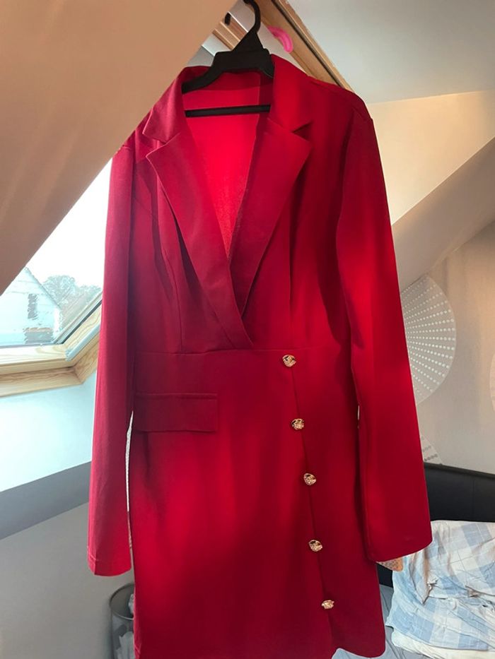 Robe rouge