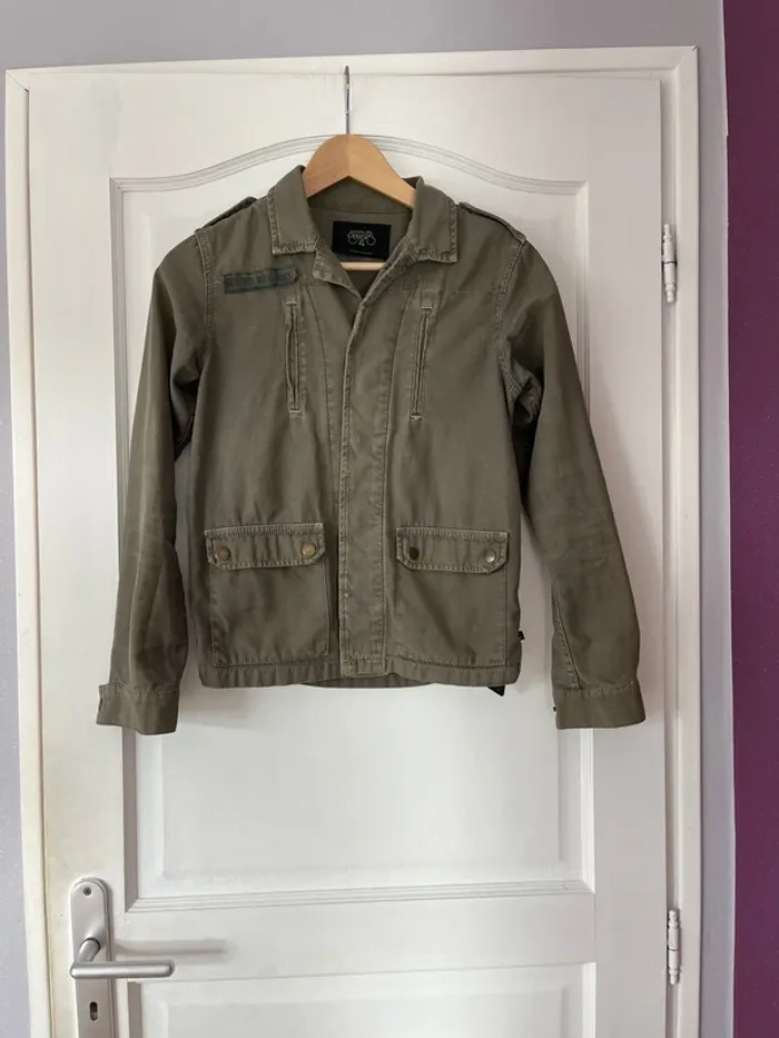 Veste militaire kaki – Le Temps des Cerises – Taille XXS – Tendance & Intemporelle