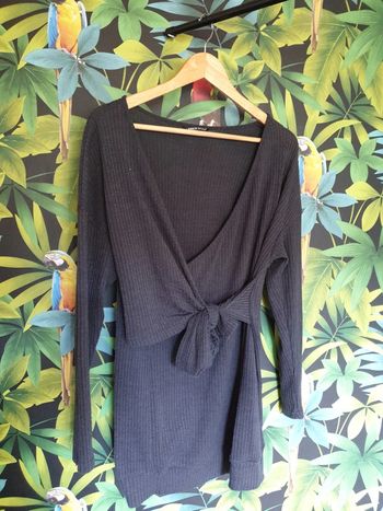 Robe pull nouée